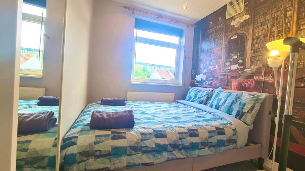Cosy Room In East Ham Londres Exterior foto