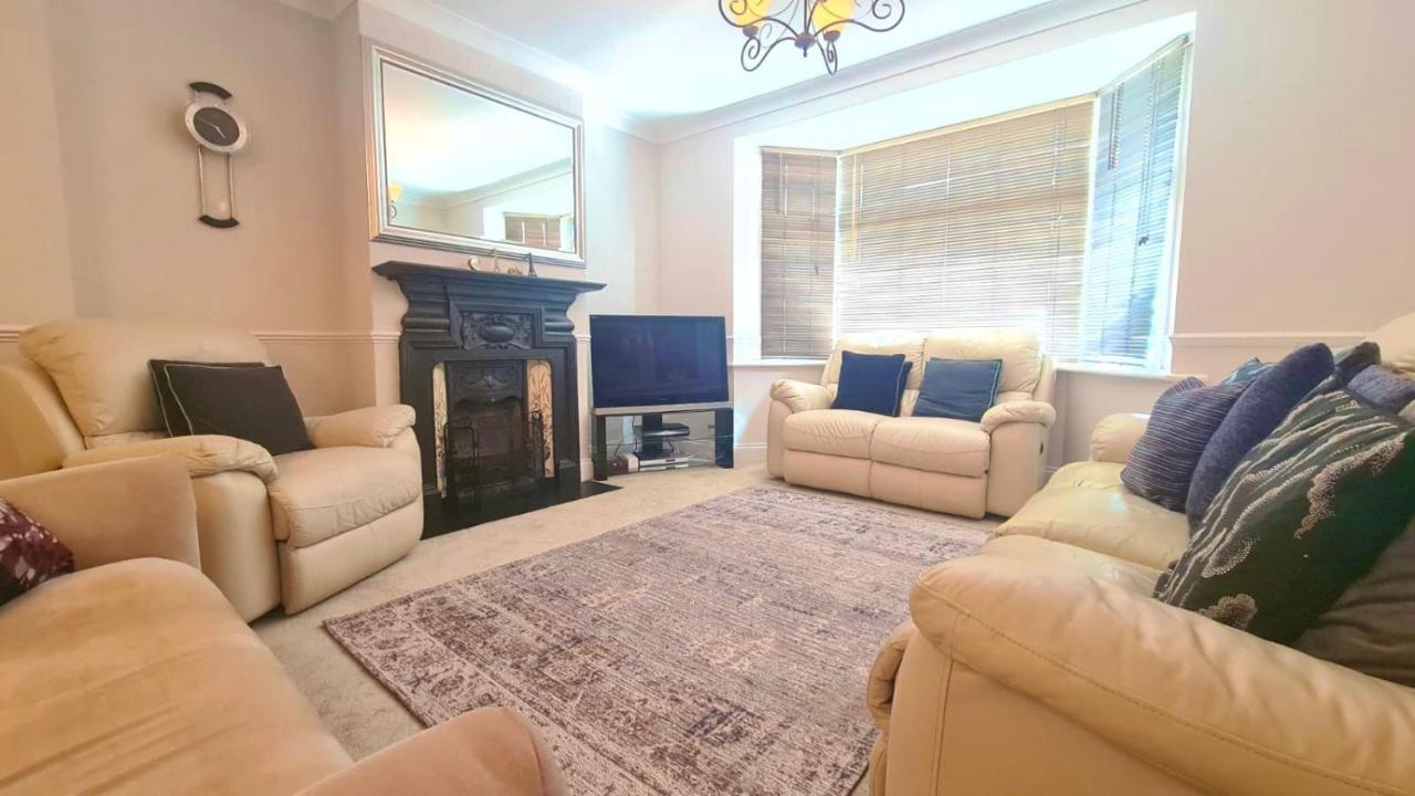 Cosy Room In East Ham Londres Exterior foto